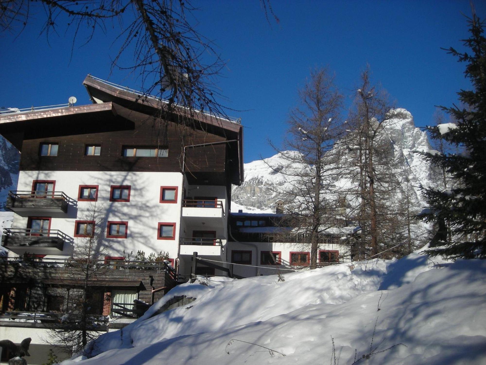 Contemporary Apartment In Breuil Cervinia Near Ski Area Luaran gambar