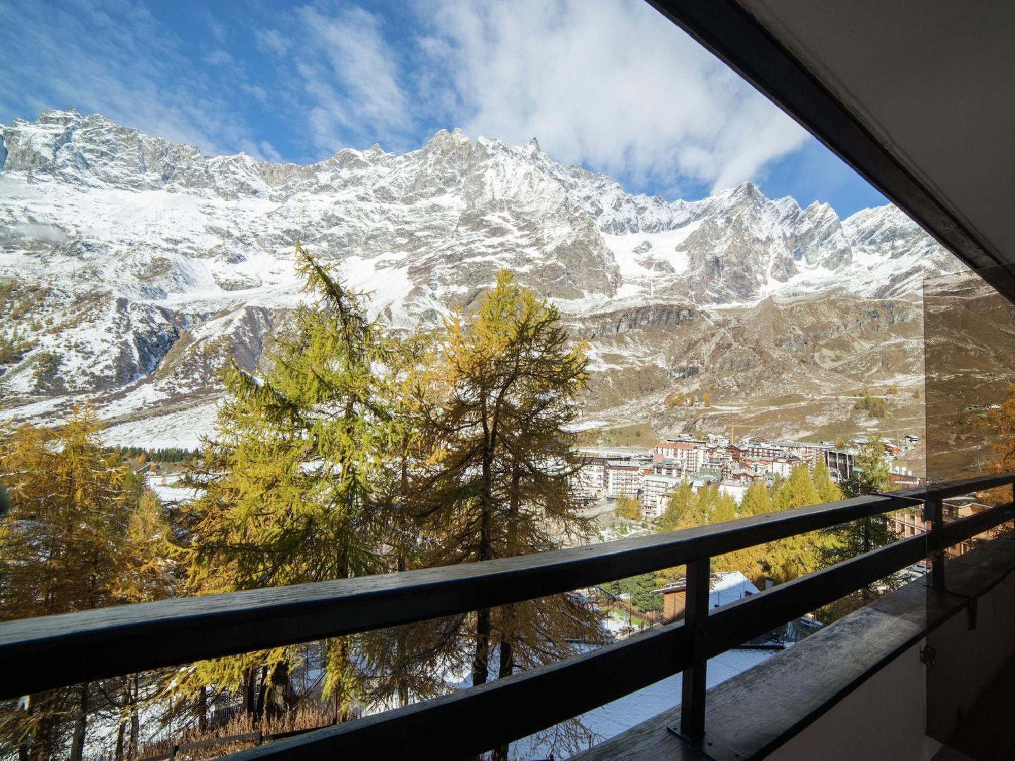 Contemporary Apartment In Breuil Cervinia Near Ski Area Luaran gambar