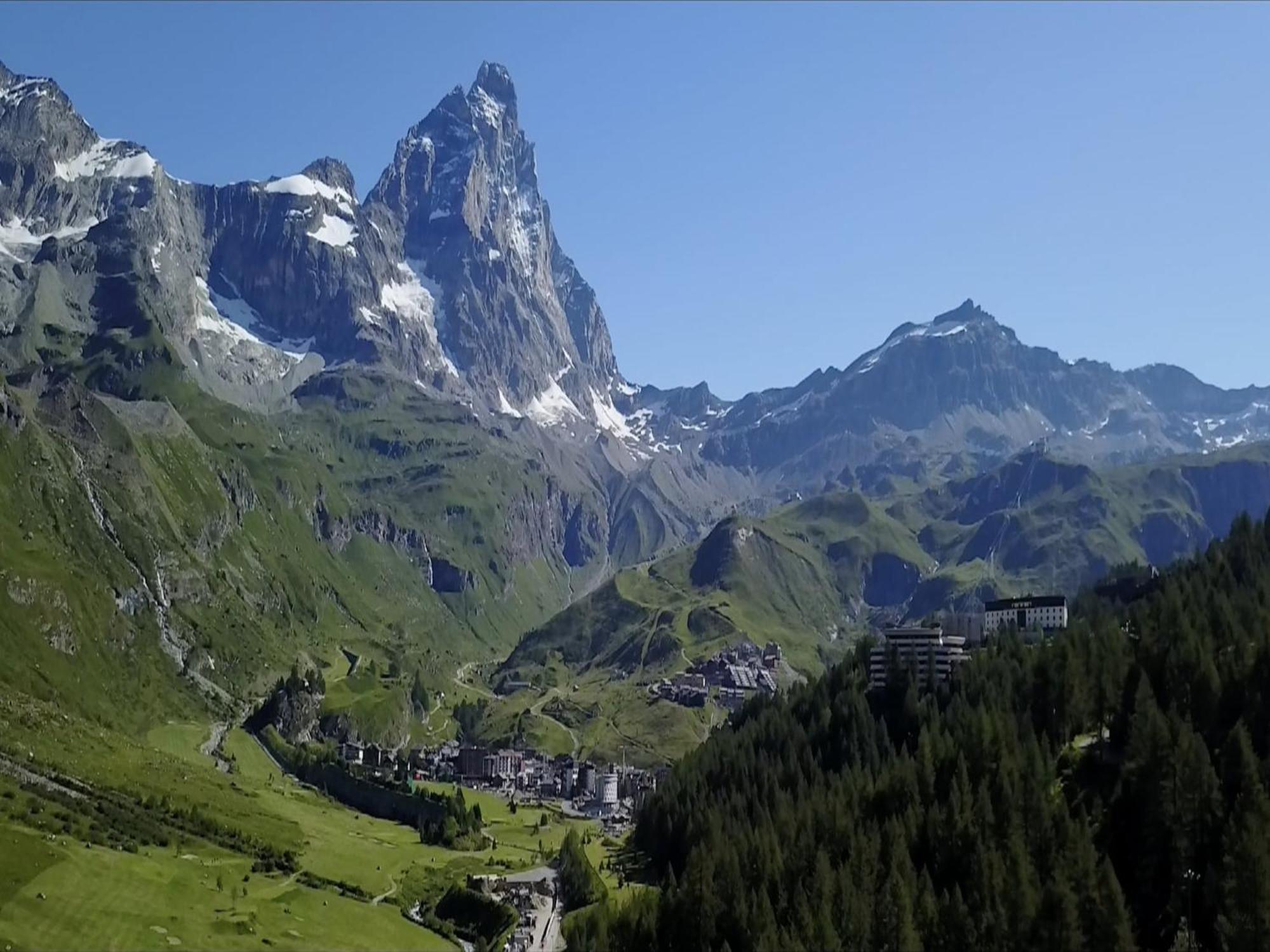 Contemporary Apartment In Breuil Cervinia Near Ski Area Luaran gambar