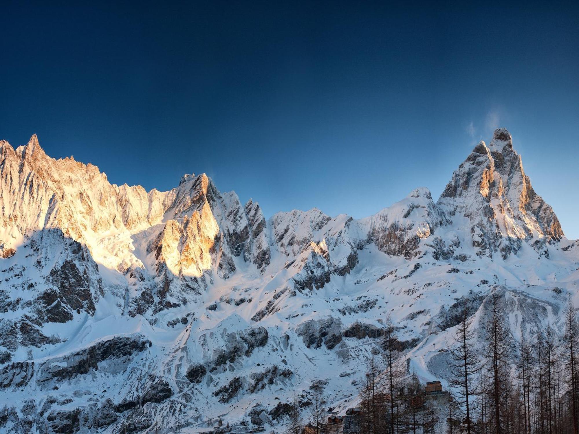 Contemporary Apartment In Breuil Cervinia Near Ski Area Luaran gambar